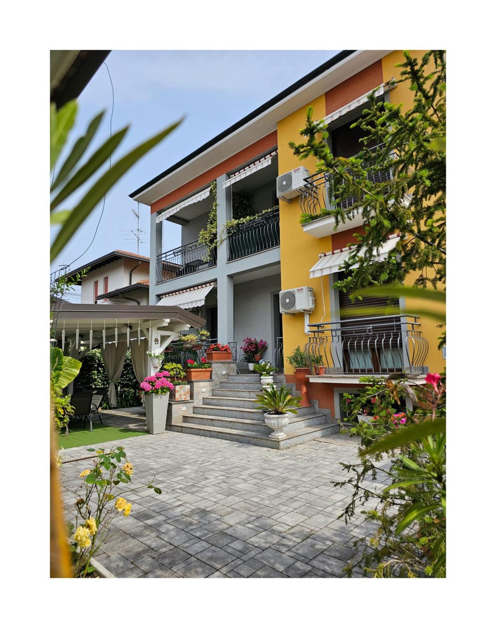 The Dreamers Bed & Breakfast 3*